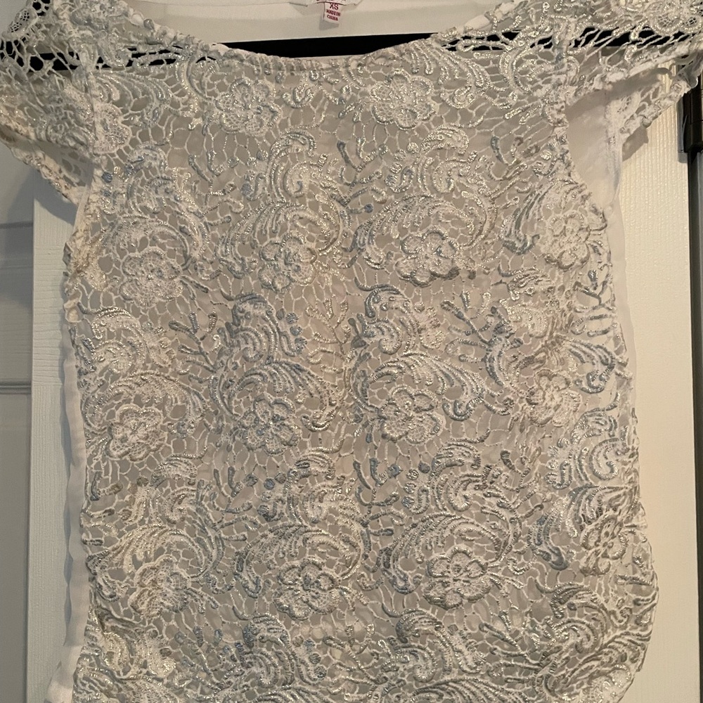 Candie’s lace blouse size za